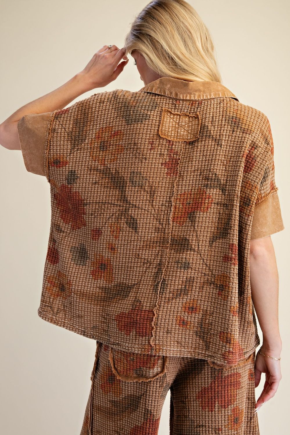 Mocha Floral Print Waffle Knit Top