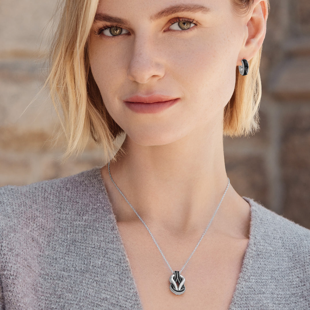 Interlok Harmony Petite Necklace Black