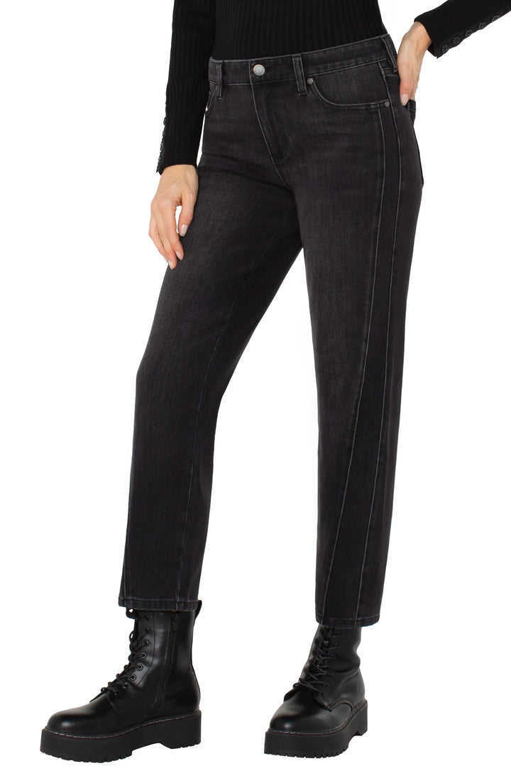 Liv Relaxed w/Fashion Seaming Cavalier